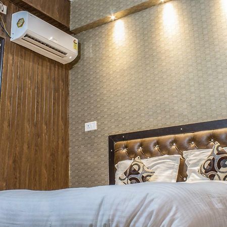 Hotel Varanasi Ganges Luaran gambar
