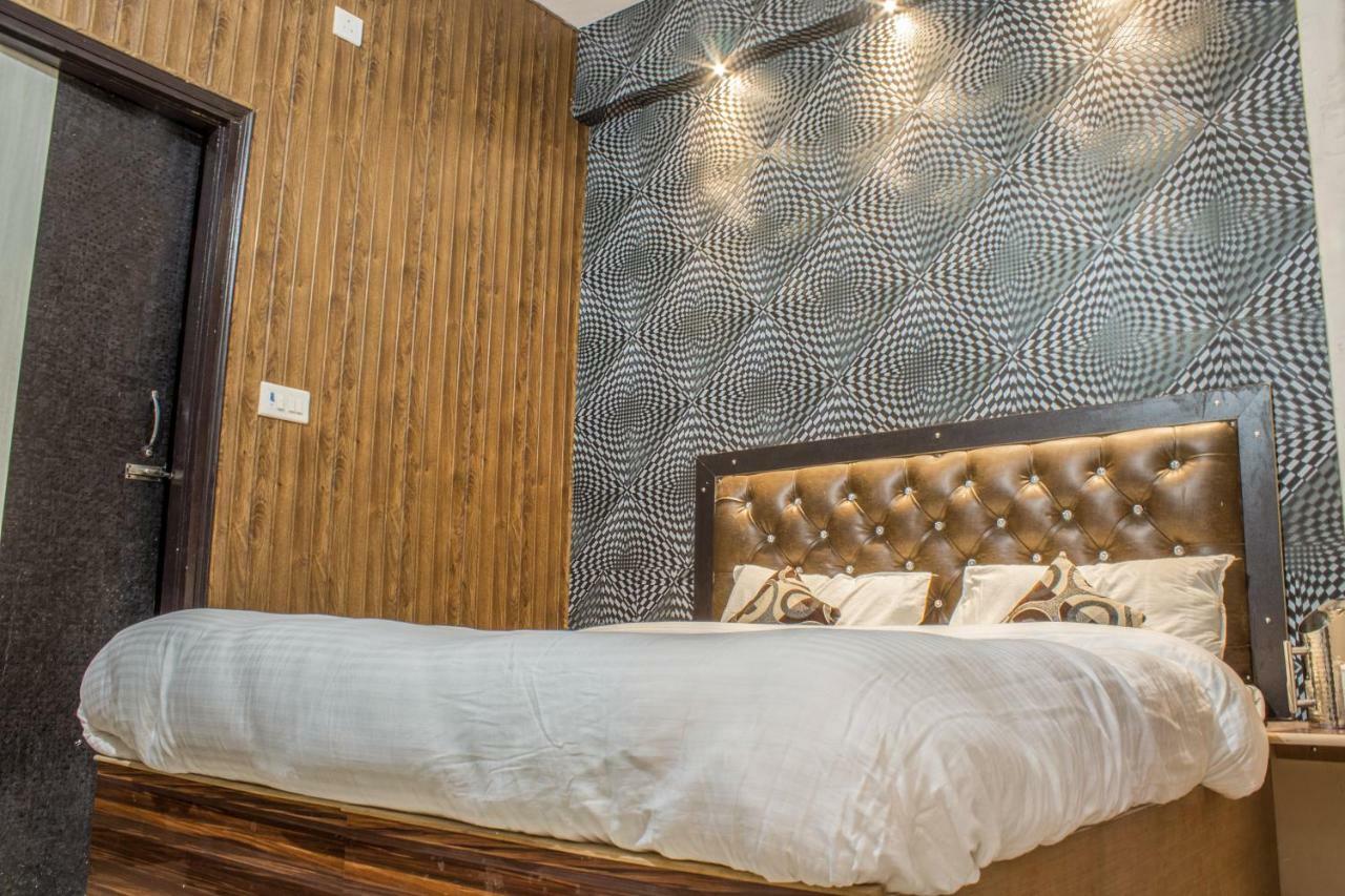 Hotel Varanasi Ganges Luaran gambar